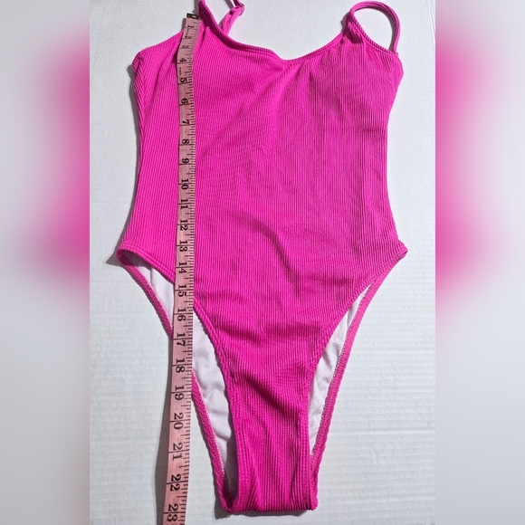 ⭐️3/$15 Hot Pink High Hip 1 Piece Ribbed Swimsuit Womens Small NWOT - Picture 7 of 7
